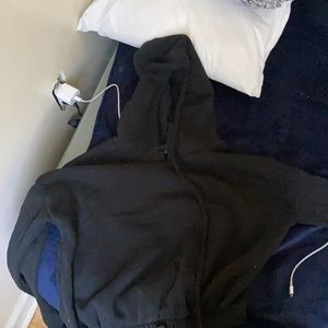 Color black size small